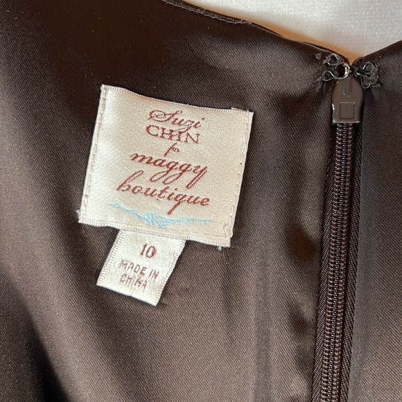 SUZI CHIN Chocolate Brown Cocktail Slimming Rouching Midi Sleeveless Dress 10 - Picture 3 of 9